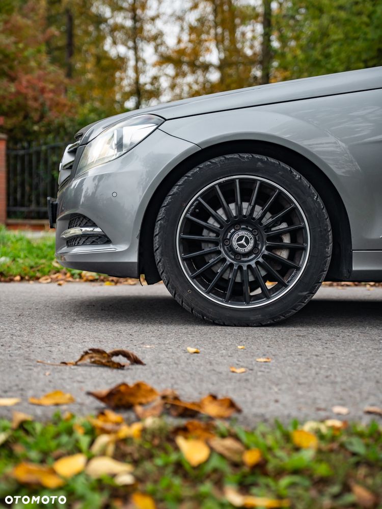 Mercedes-Benz Klasa C ver-220-bluetec-d-t-amg-line - 10