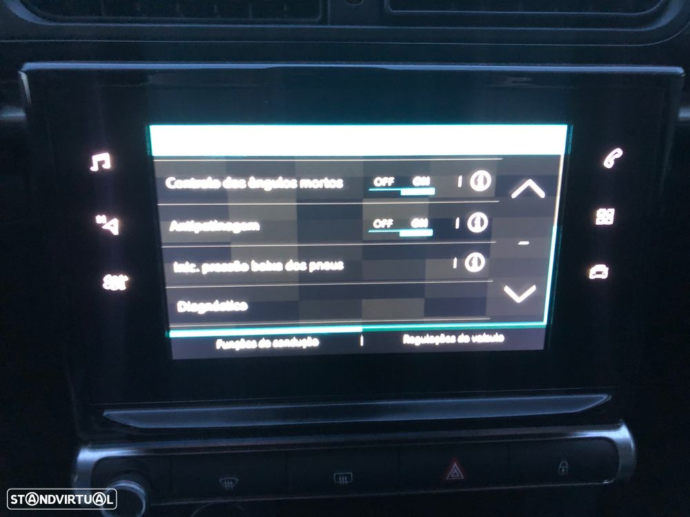 Citroën C3 1.2 PureTech Shine EAT6 - 31