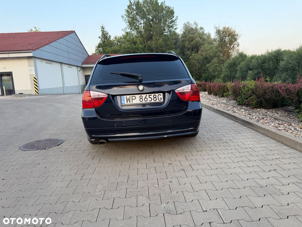 BMW Seria 3 320d - 17