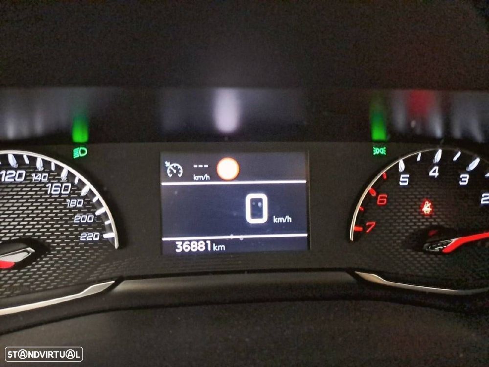 Peugeot 208 1.2 PureTech Active Pack - 10