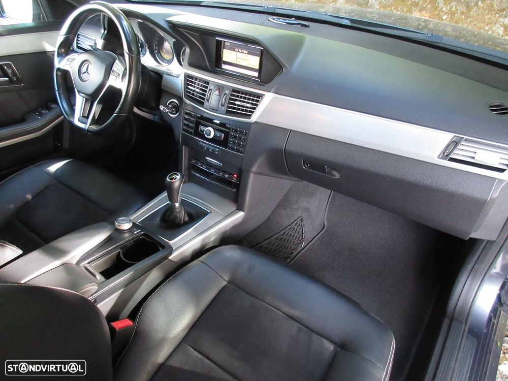 Mercedes-Benz E 250 - 24