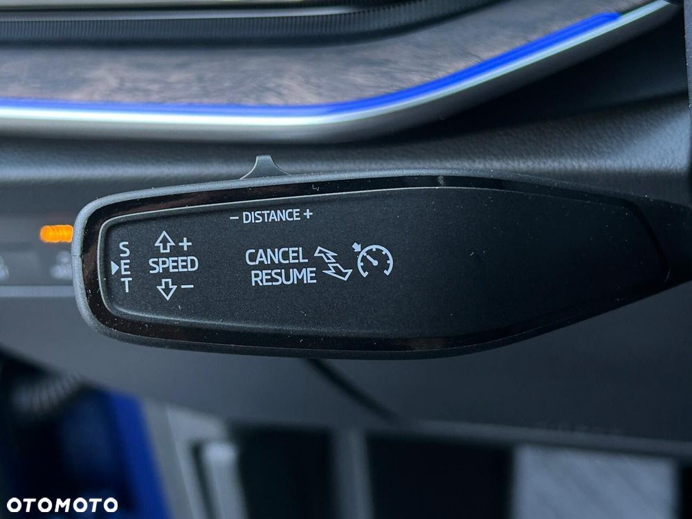 Skoda Superb 2.0 TDI SCR L&K DSG - 23