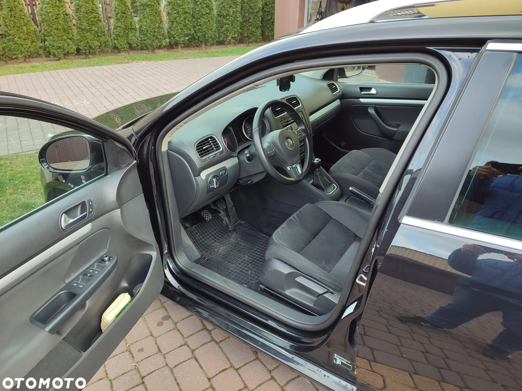 Volkswagen Golf VI 2.0 TDI Highline - 13