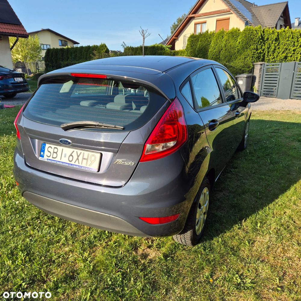 Ford Fiesta - 18