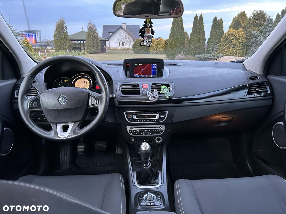 Renault Megane 1.9 dCi Exception - 8
