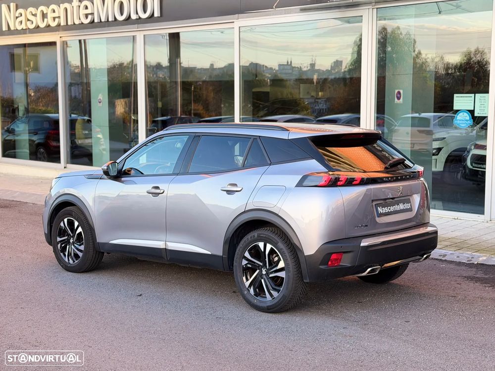 Peugeot 2008 1.2 PureTech Active Pack EAT8 - 11