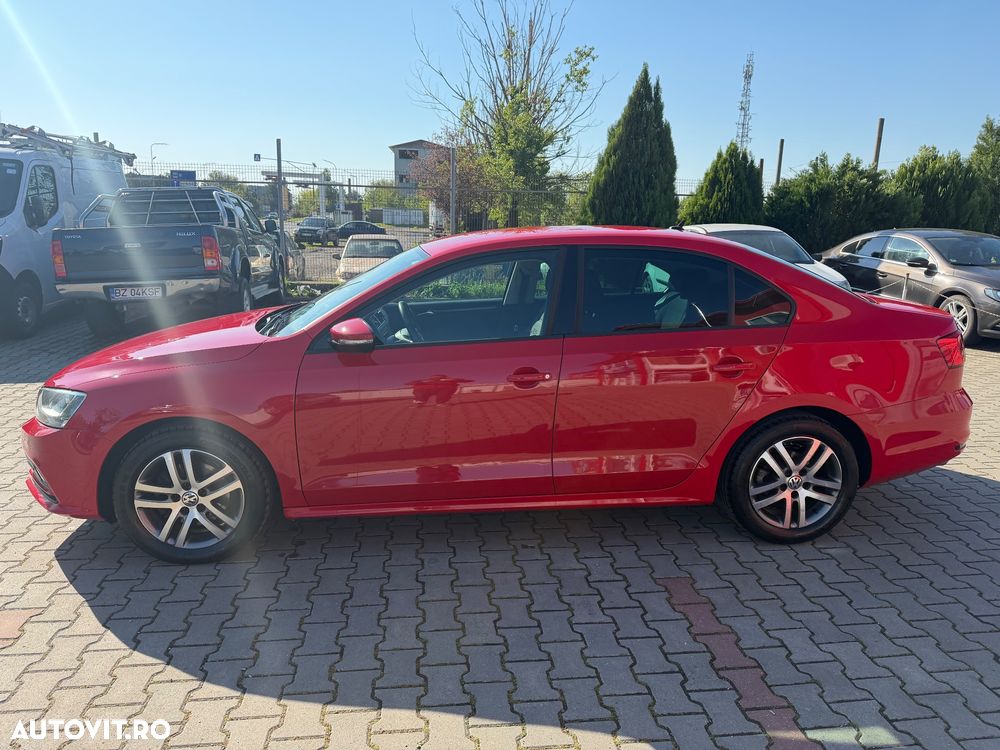 Volkswagen Jetta 1.2 TSI Comfortline - 2
