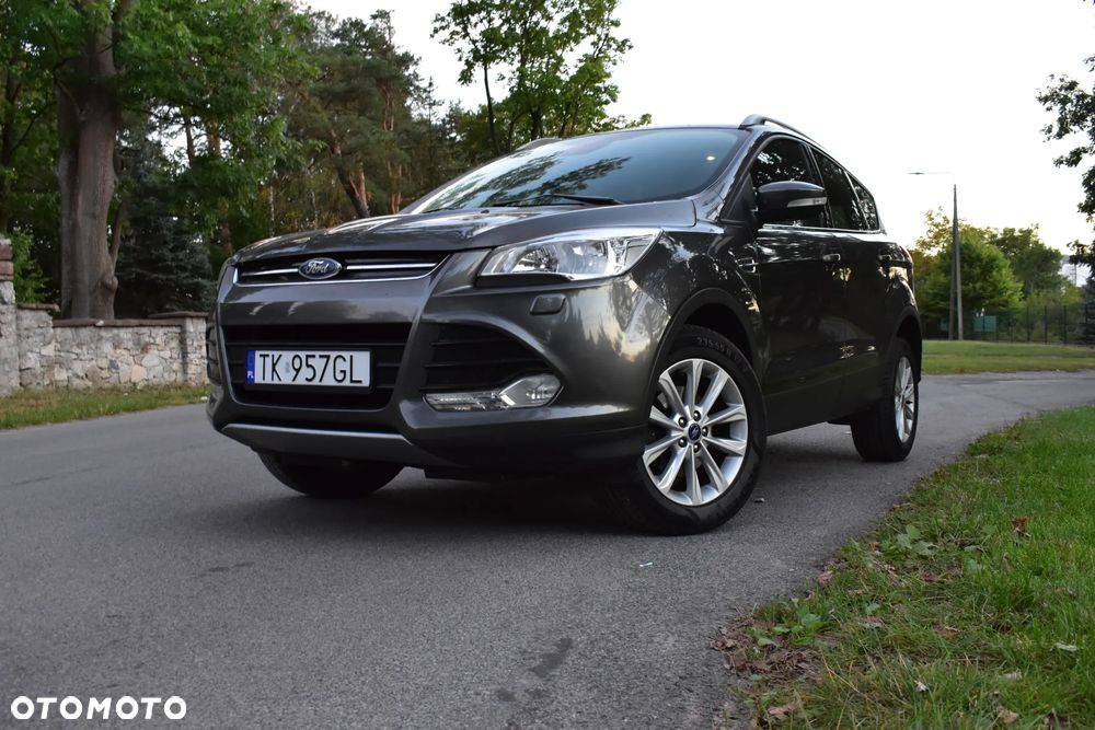 Ford Kuga 1.5 EcoBoost 2x4 Titanium - 8
