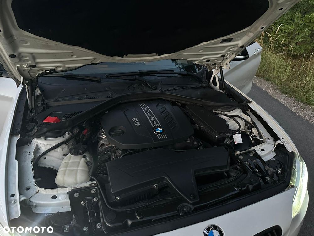 BMW Seria 1 125d Sport Line - 14