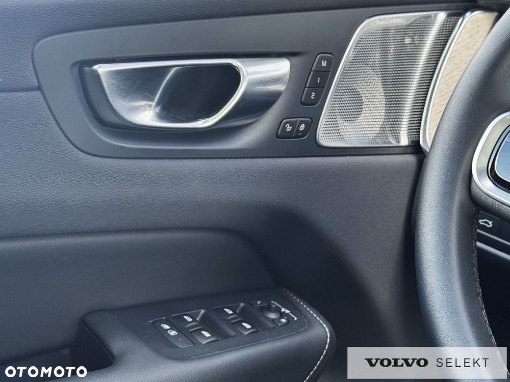 Volvo XC 60 - 36
