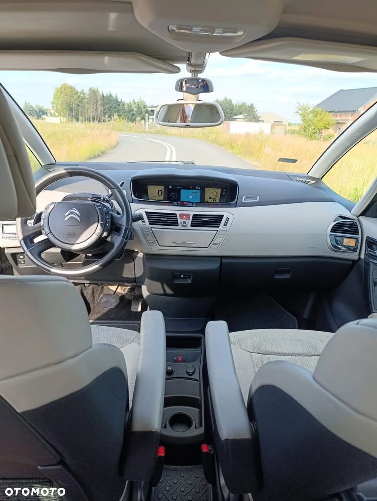 Citroën C4 Grand Picasso - 19