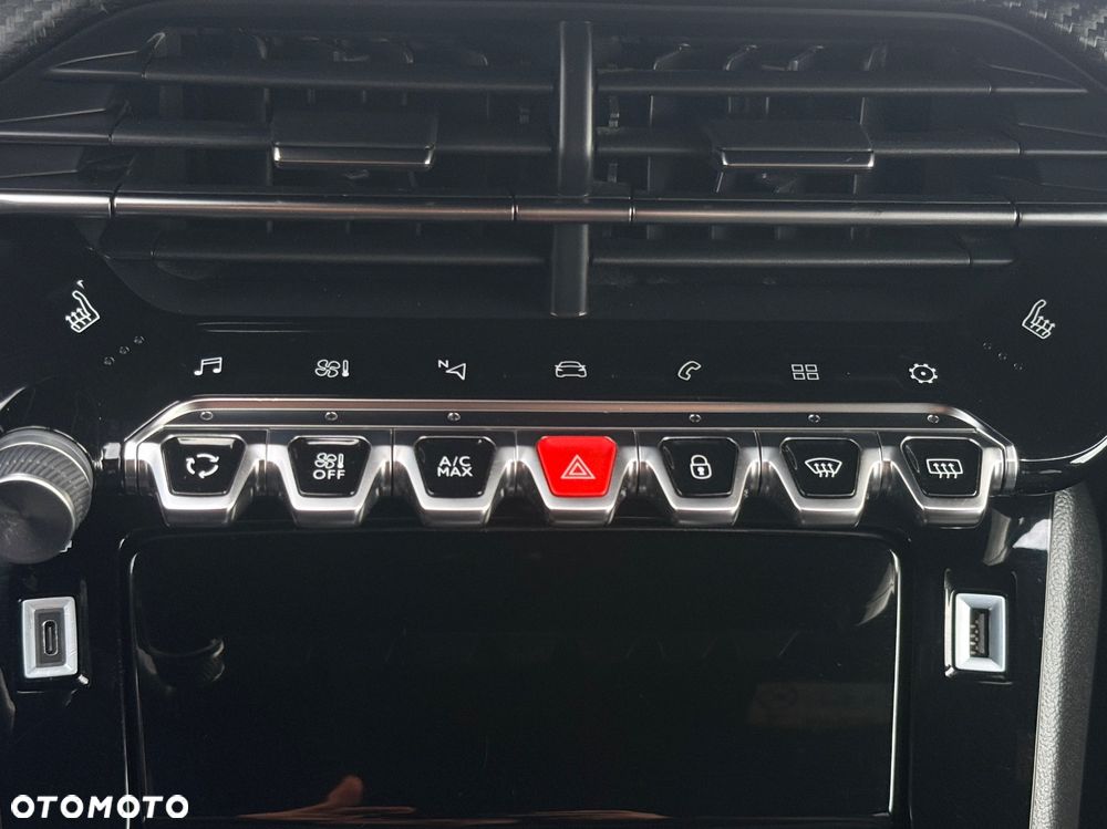 Peugeot 2008 BlueHDi 130 GT S&S EAT8 - 35