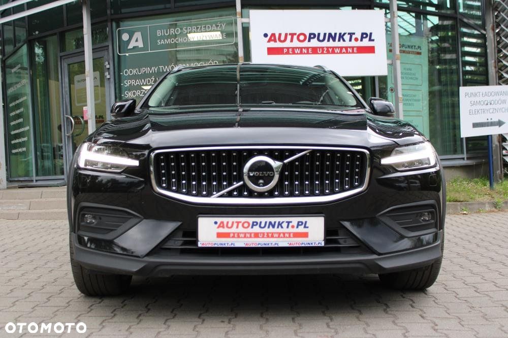 Volvo V60 Cross Country - 2