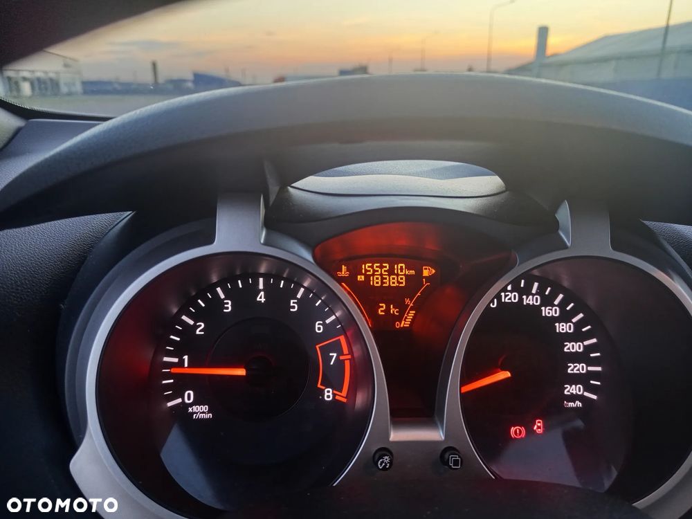 Nissan Juke 1.6 Acenta S&S - 11