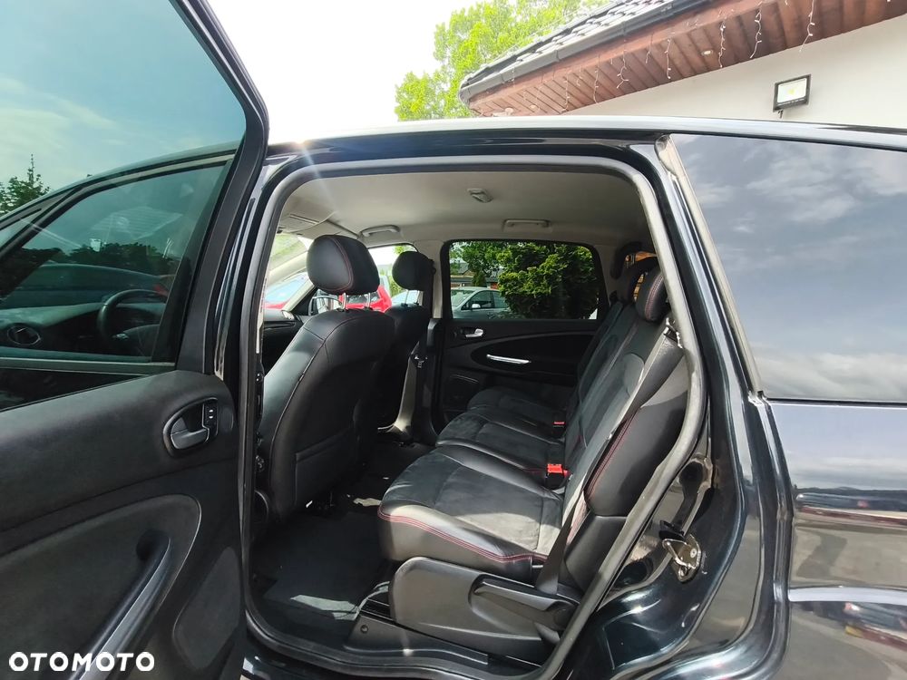 Ford S-Max 2.2 TDCi Titanium - 13