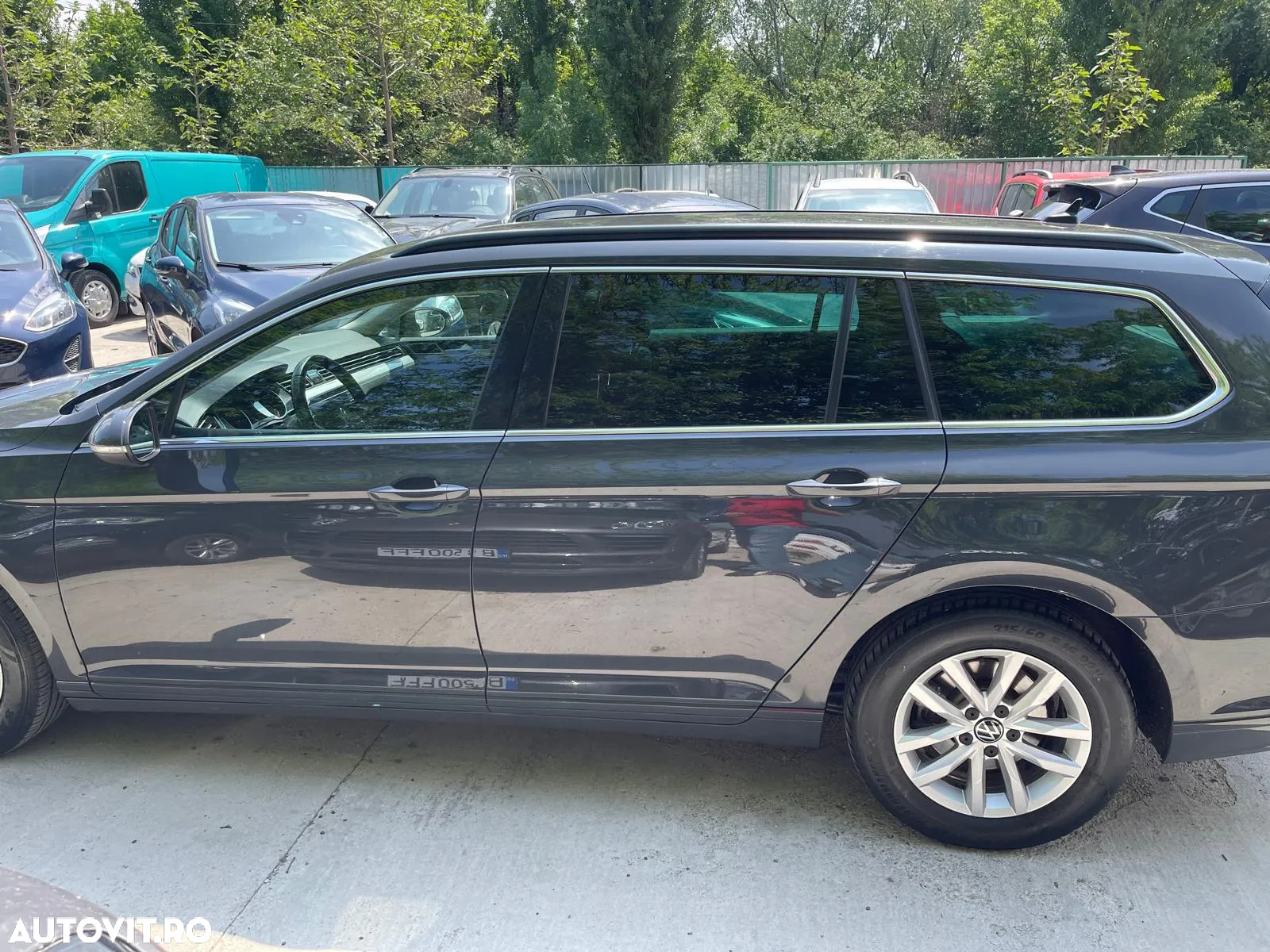Volkswagen Passat Variant 2.0 TDI DSG Comfortline - 20