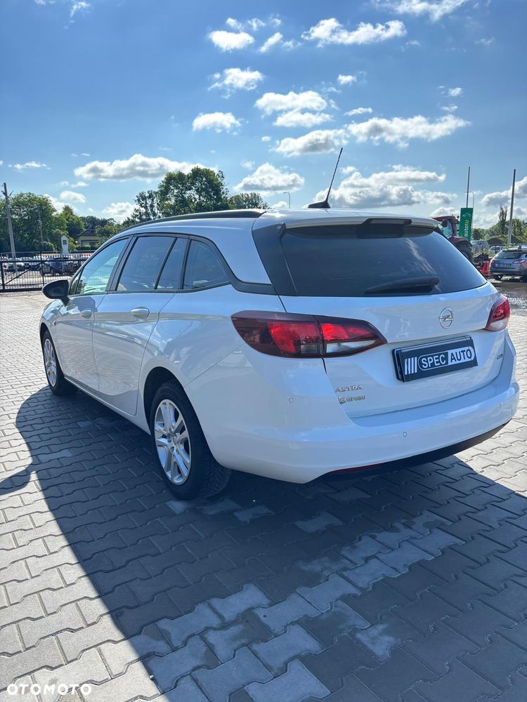 Opel Astra 1.6 CDTI Essentia - 6