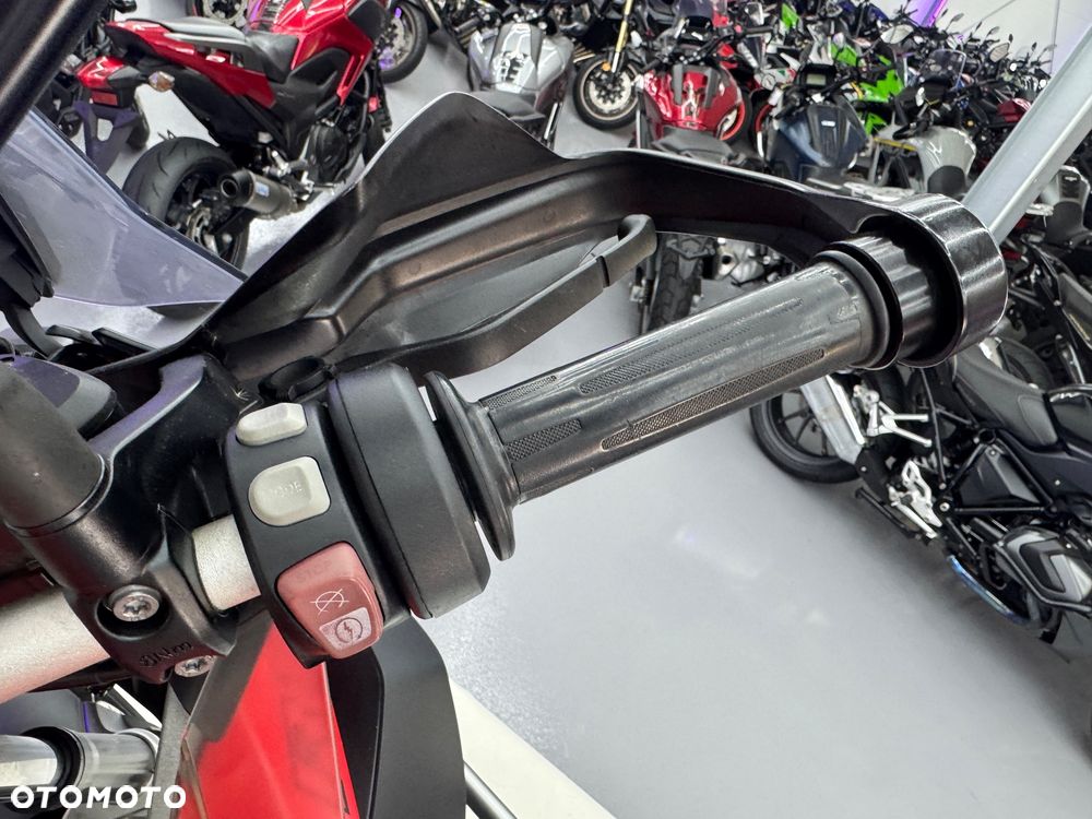 BMW GS - 25