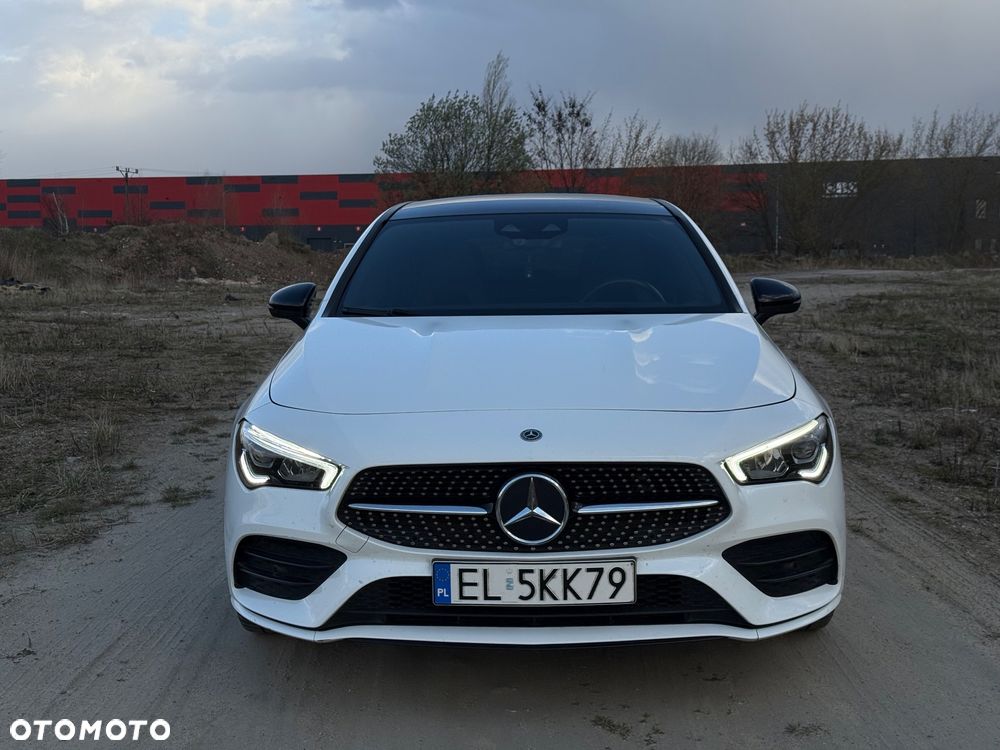 Mercedes-Benz CLA 200 AMG Line - 9