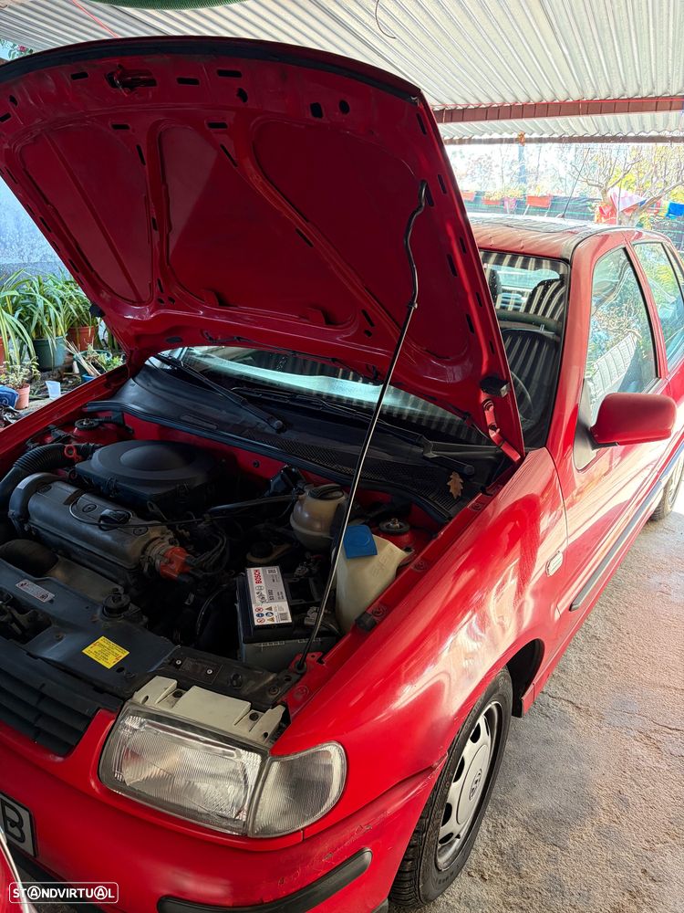 VW Polo 1.3 Fox - 1