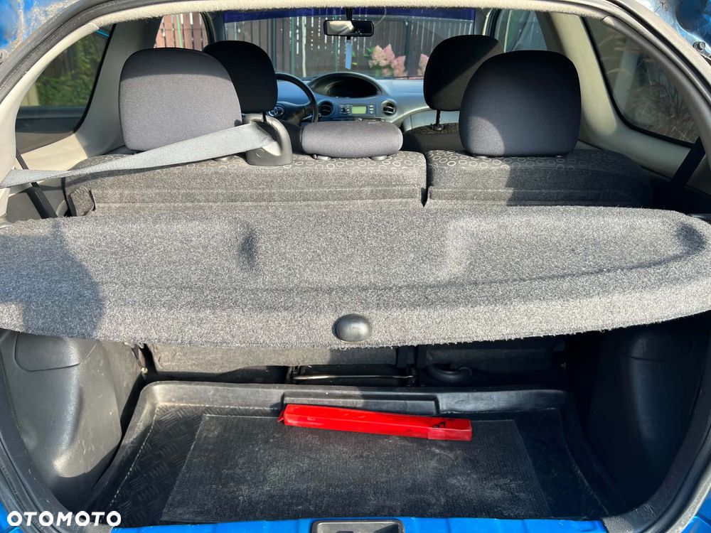 Toyota Yaris - 17