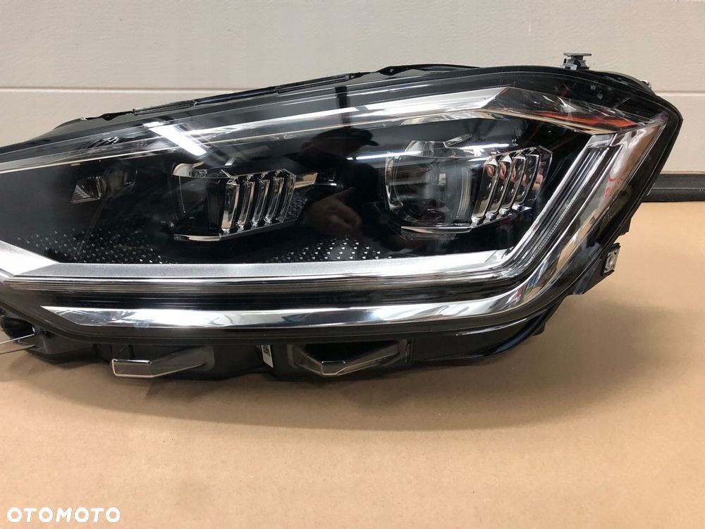 lampy full led vw golf sportsvan lift komplet 517941059a 517941060a brand - 5