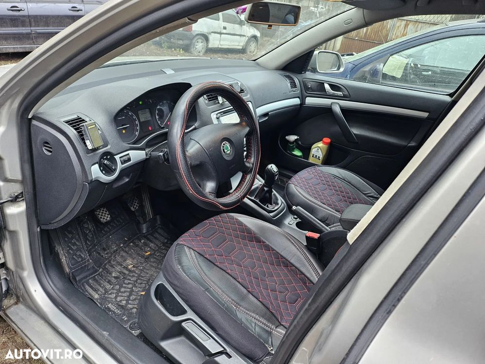 Skoda Octavia Combi 1.9TDI Ambiente 4x4 - 7