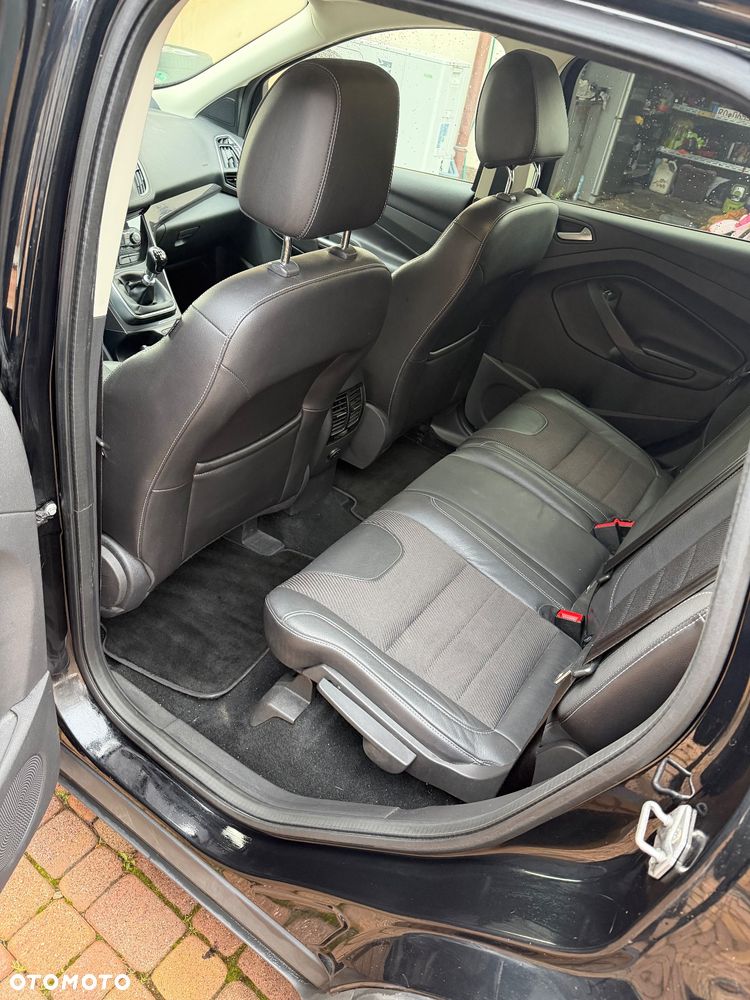 Ford Kuga 2.0 TDCi 4x4 Titanium - 9