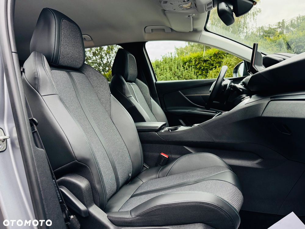 Peugeot 3008 BlueHDi 130 Stop & Start EAT8 Allure Pack - 34