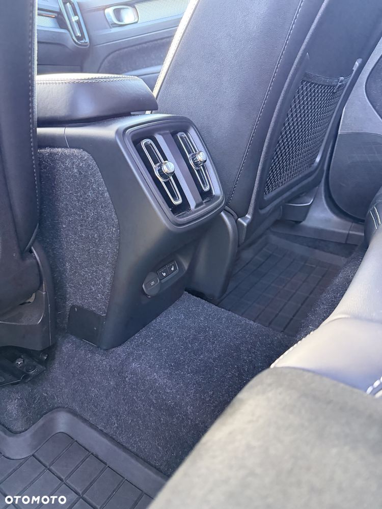 Volvo XC 40 D3 R-Design - 14