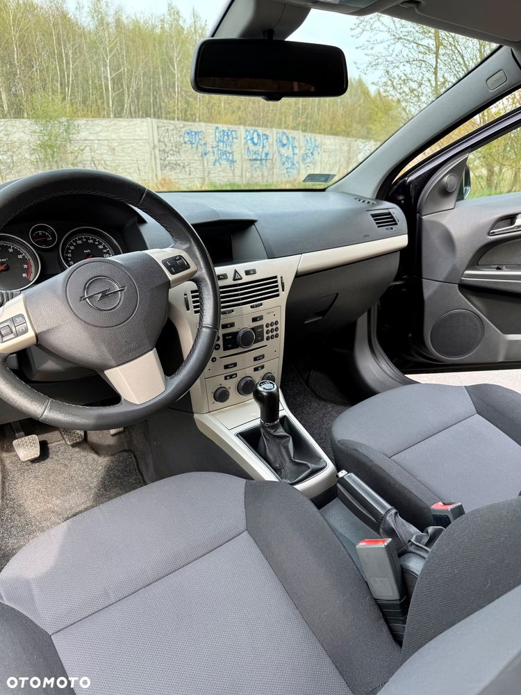 Opel Astra 1.4 - 9