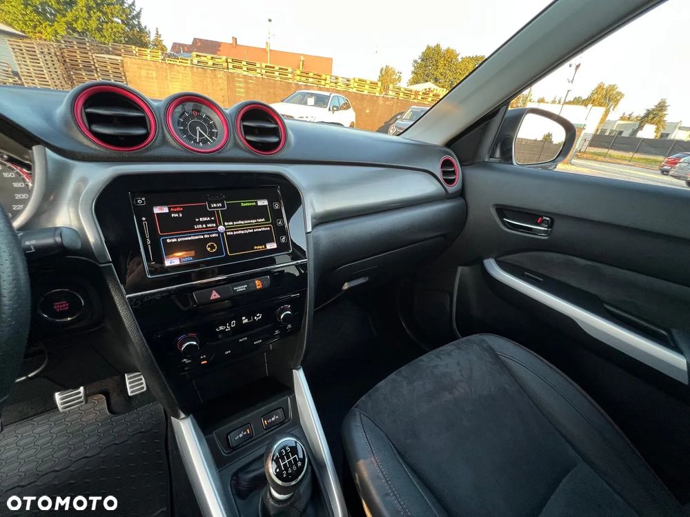 Suzuki Vitara 1.4 Boosterjet XLED 2WD - 28