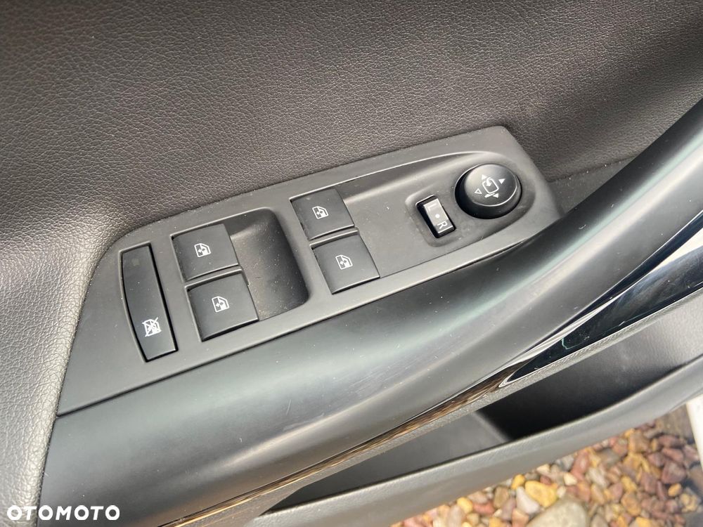 Opel Astra 1.6 BiTrb D (CDTI) Start/Stop Innovation - 29