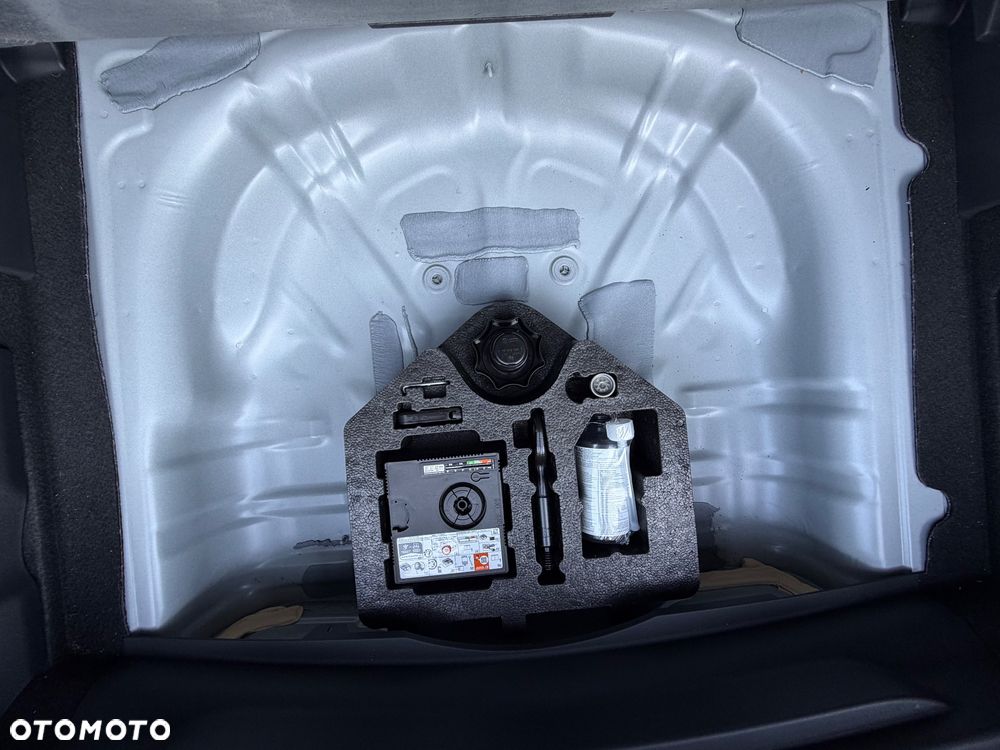 Cupra Formentor 1.5 eTSI mHEV DSG - 37