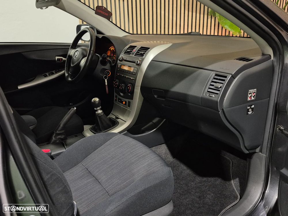 Toyota Corolla 1.33 VVT-i Luna+VSC - 18