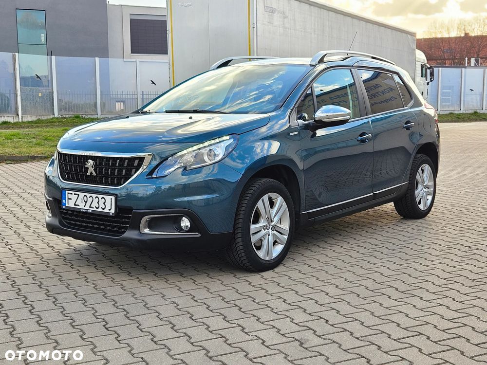 Peugeot 2008 1.2 Pure Tech Style S&S - 1