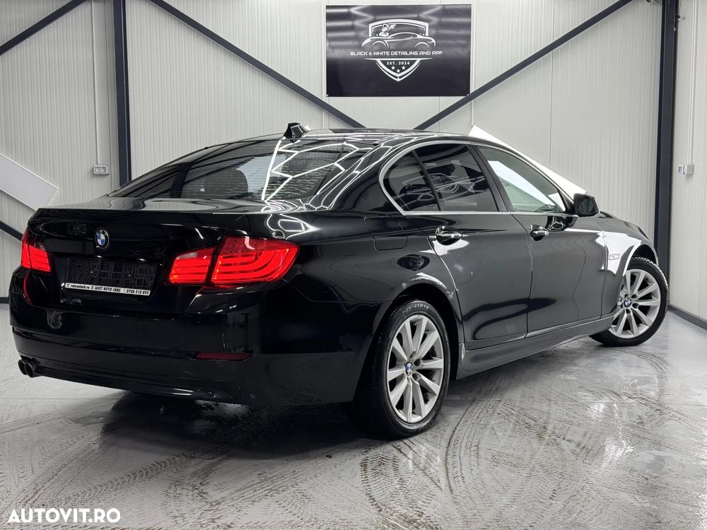 BMW Seria 5 520d Aut. - 13