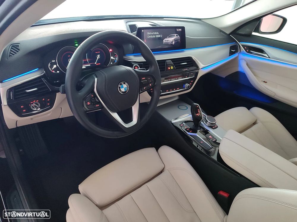 BMW 520 d Line Luxury Auto - 8