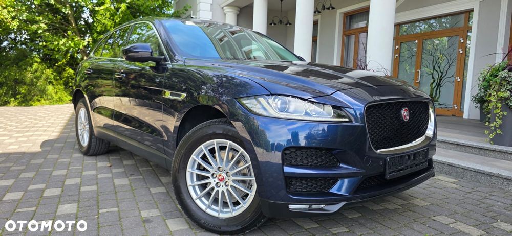 Jaguar F-Pace - 10
