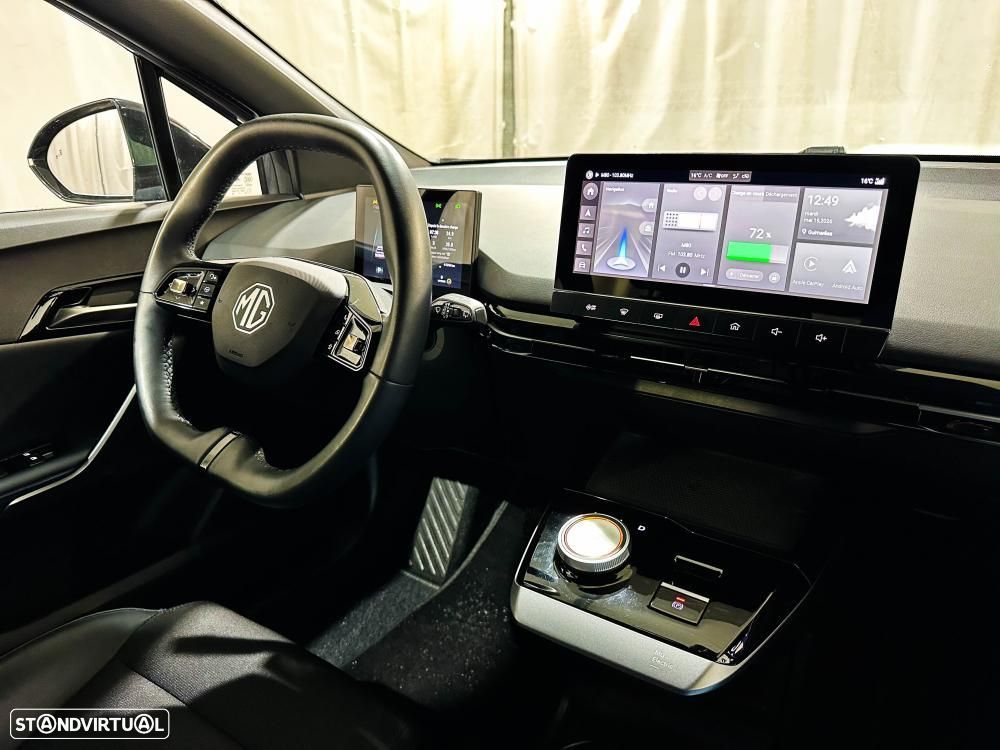 MG MG4 77 kWh Extended Range Luxury - 32
