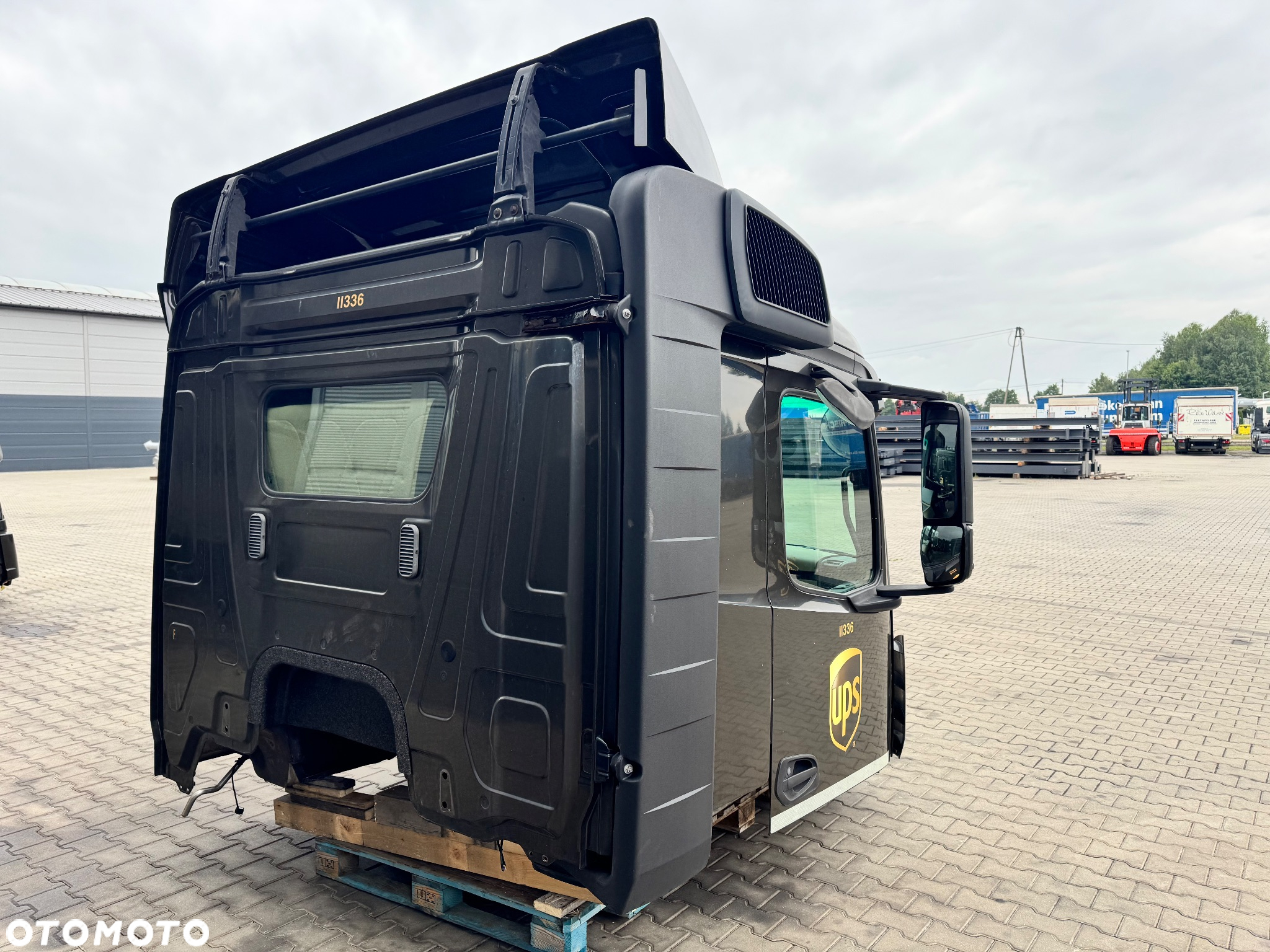 Kompletna kabina sypialna niska, Mercedes Actros MP4 - 3