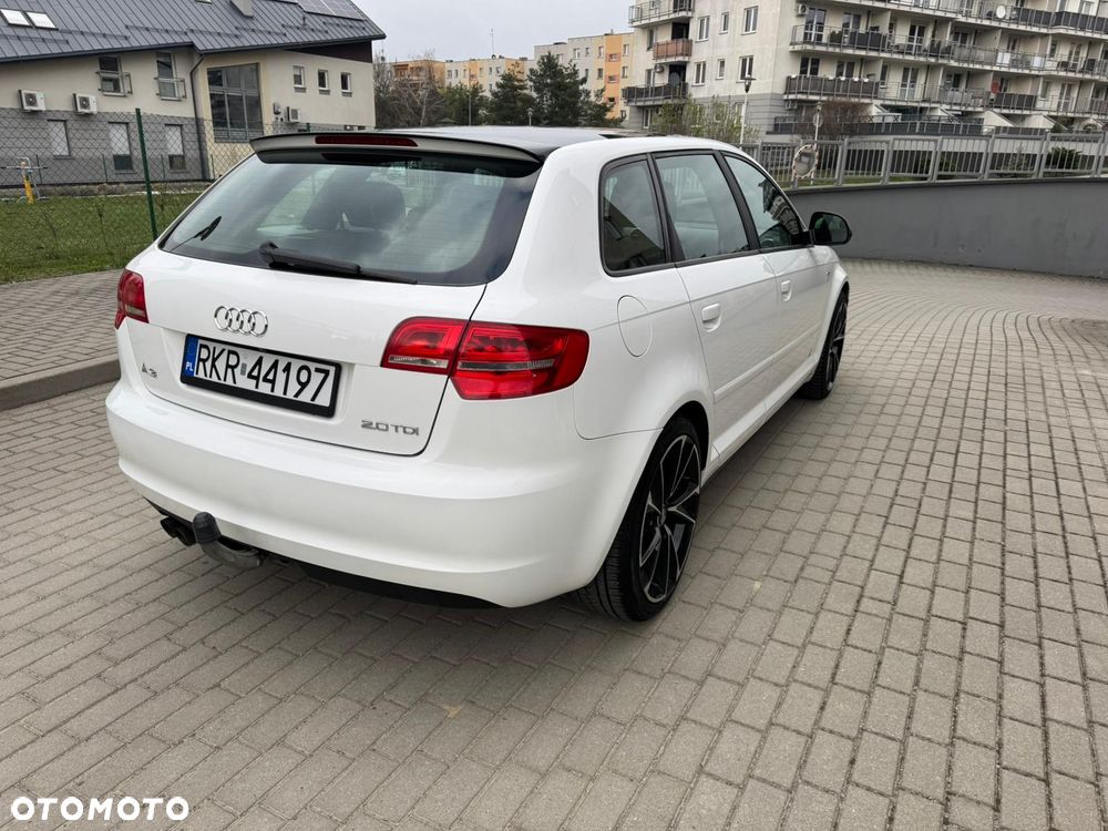 Audi A3 Sportback 2.0 TDI DPF Ambition S tronic - 5