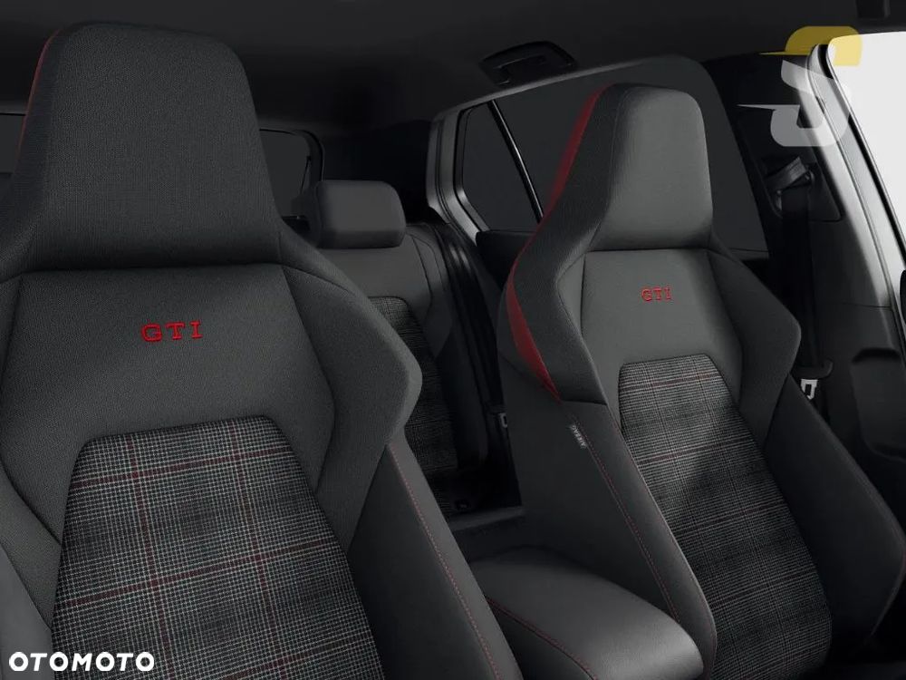 Volkswagen Golf VIII 2.0 TSI GTI DSG - 11
