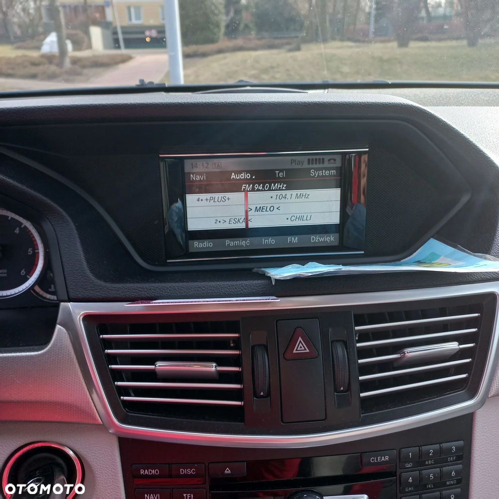 Mercedes-Benz Klasa E 220 CDI DPF BlueEFFICIENCY Automatik - 11