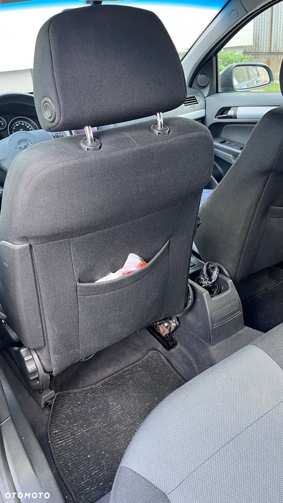 Opel Astra 1.4 Start - 8