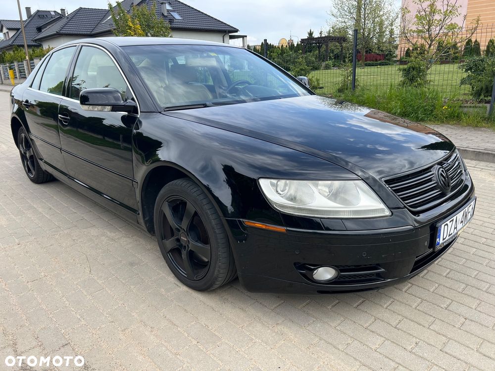 Volkswagen Phaeton - 4