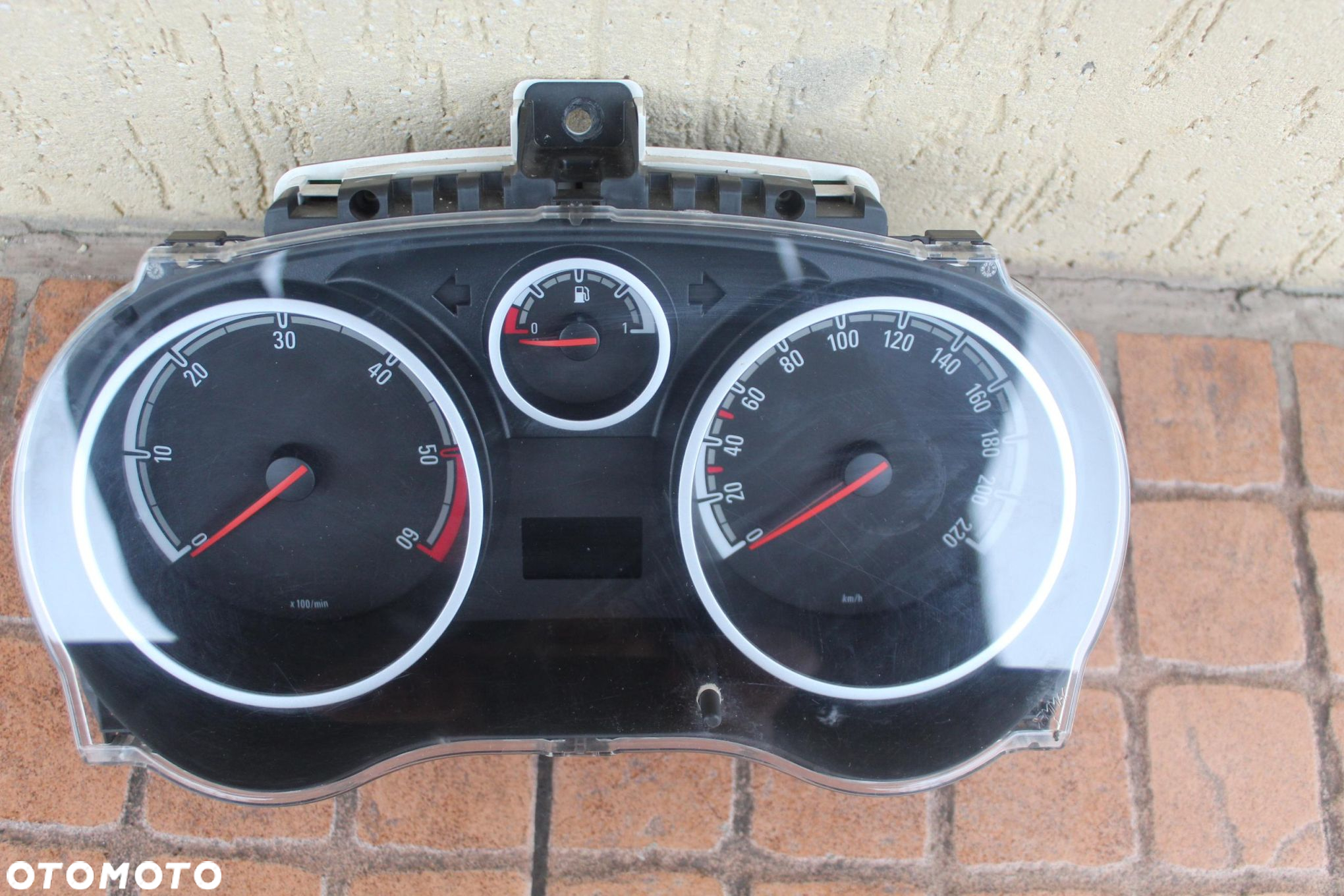 LICZNIK OPEL CORSA D 1.3 CDTI 13285381 - 2