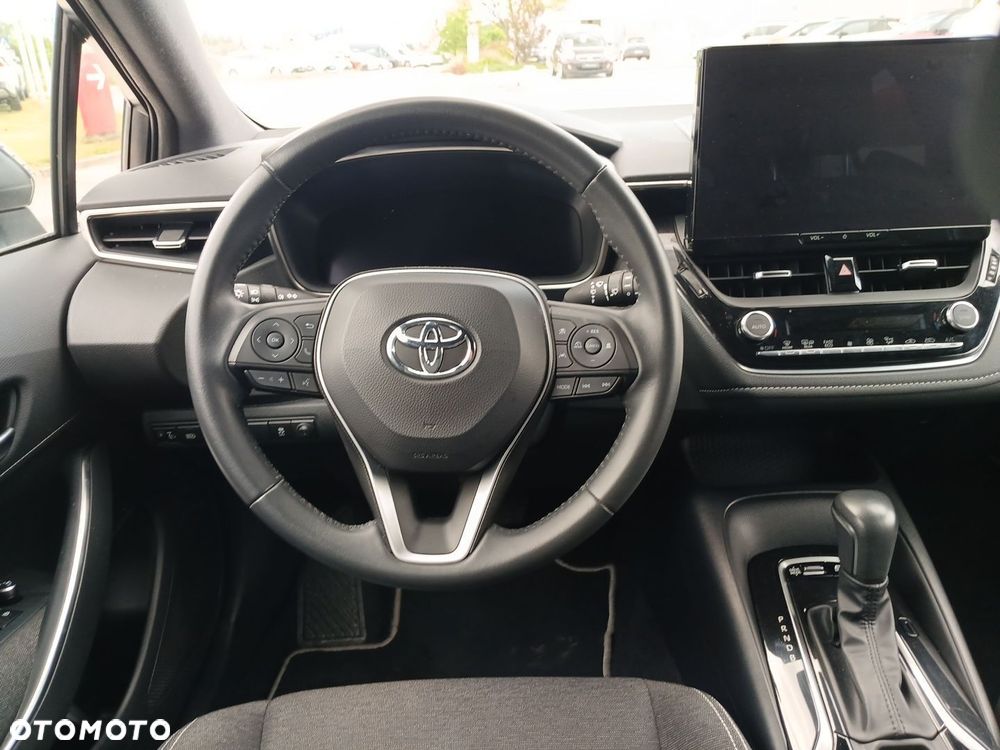 Toyota Corolla - 12