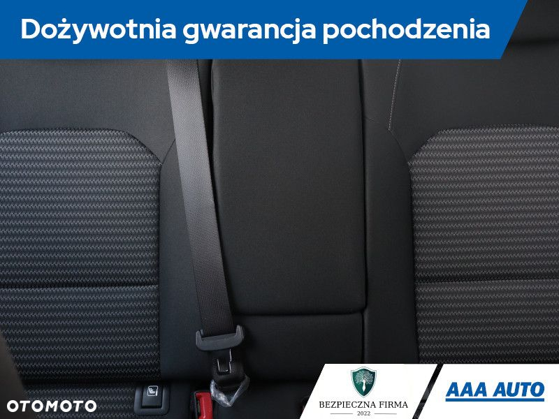 Kia Ceed - 11