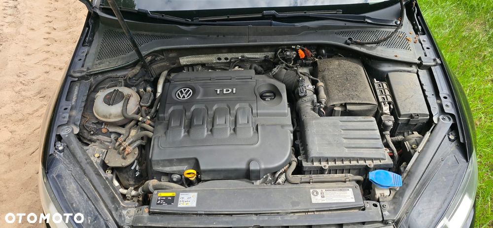 Volkswagen Golf 1.6 TDI BlueMotion Technology Cup - 9